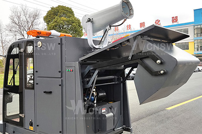 E800LD(HFS)-LN power driveway sweeper