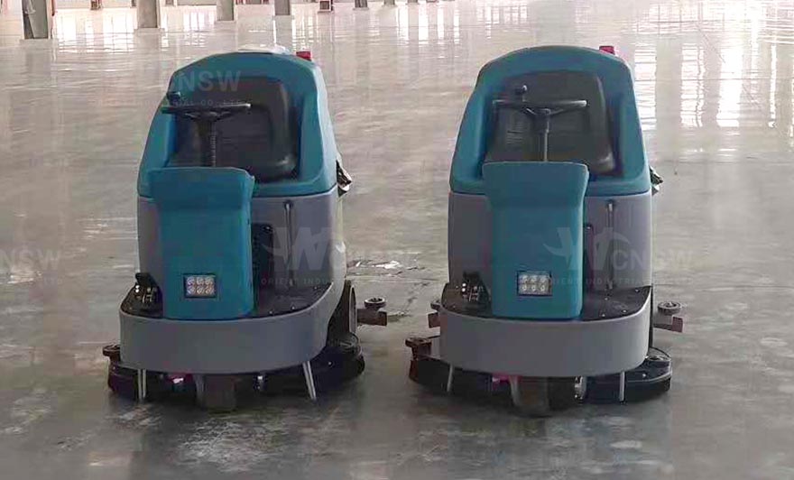 V8 automatic operation cleaning machine
