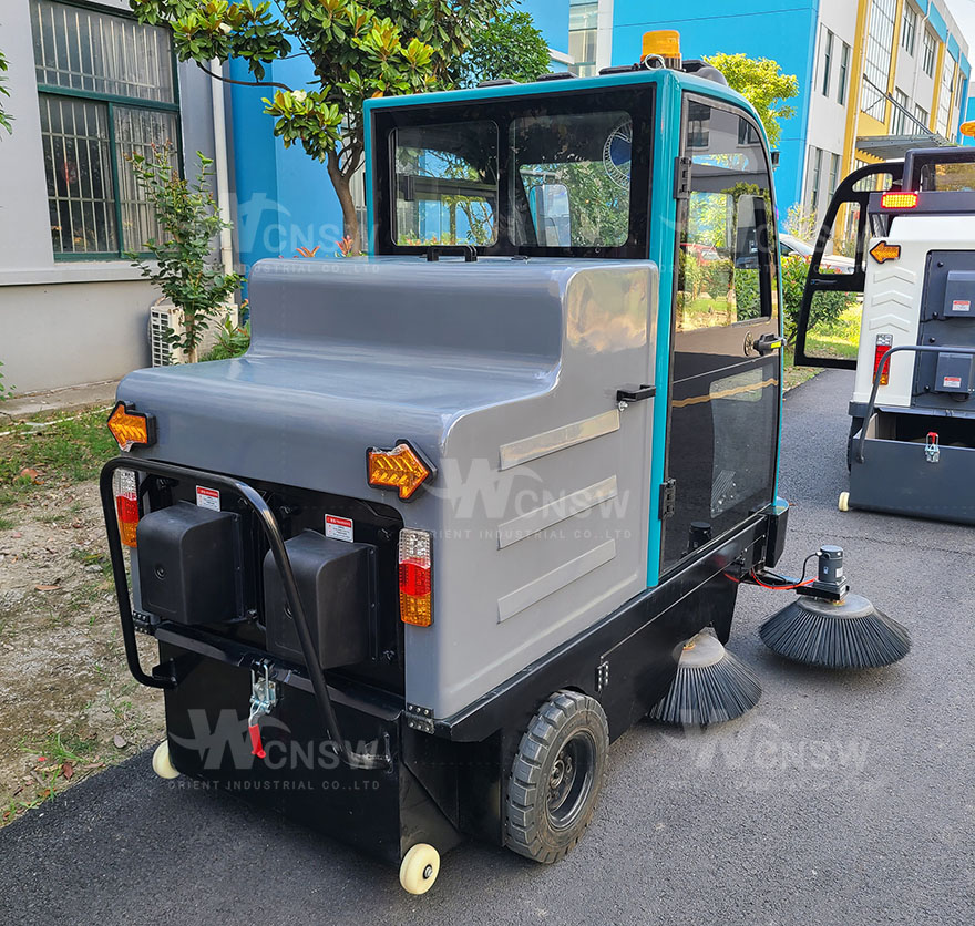 E800FB-LN rechargeable sweep machine