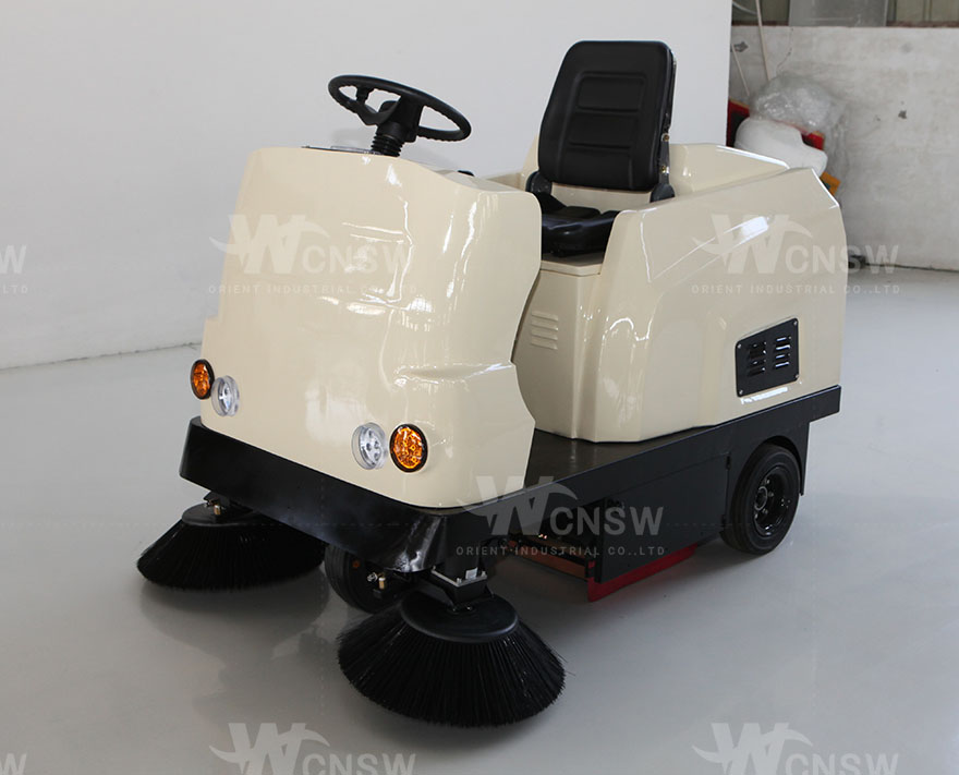 C460 industrial dust sweeper