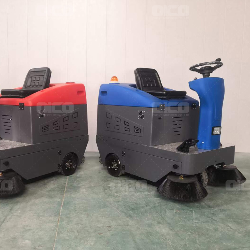 Automatic Parking Lot Dry And Wet Cleaning Machine Road Sweeper