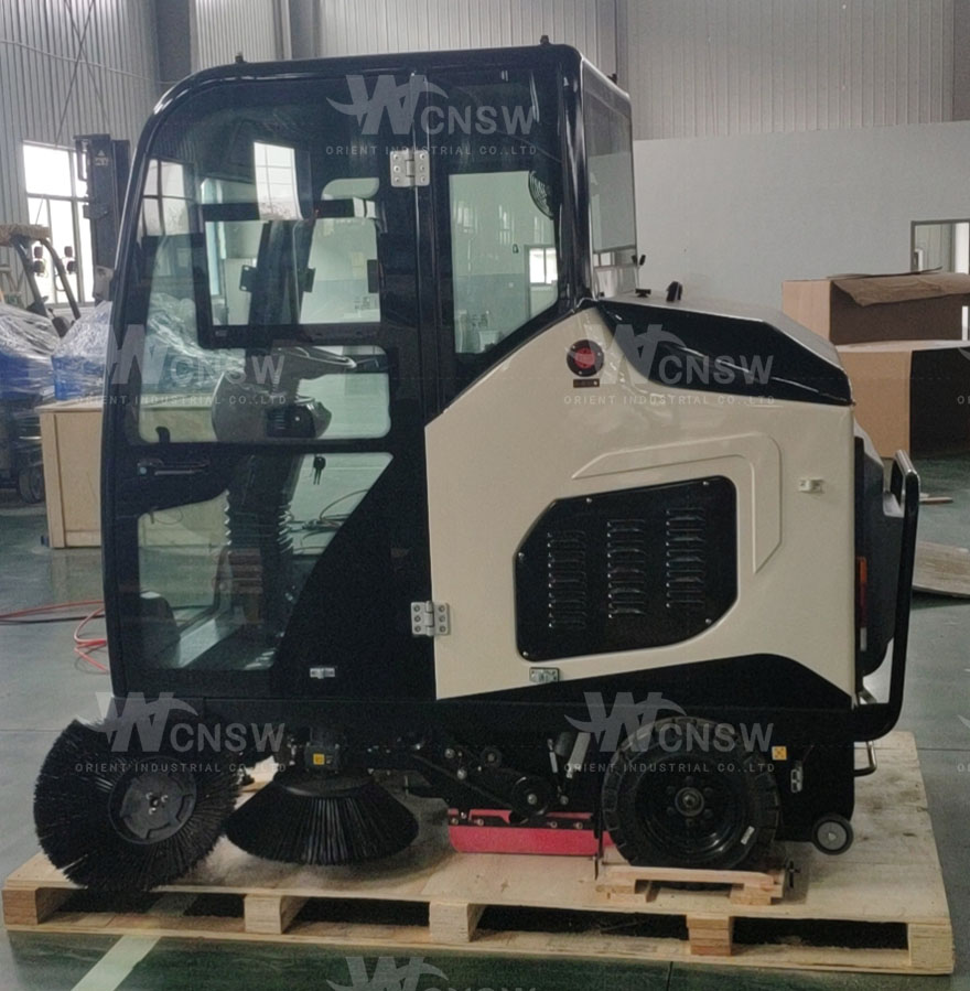 E900 price industrial sweepers