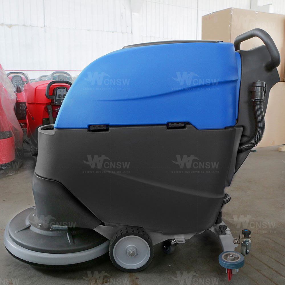  Self-Propelled Cordless Floor Scrubber with Battery Power