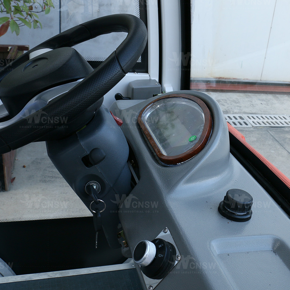 Driveway Vacuum Sweeper