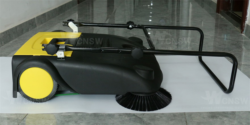 Manual Push Sweeper