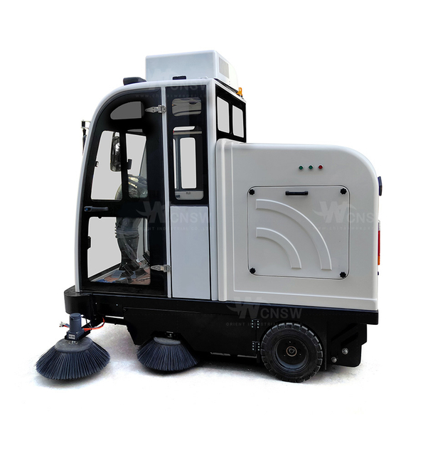 Enclosed Cab Compact Street Self-dumping Vacuum Road Sweeper Truck