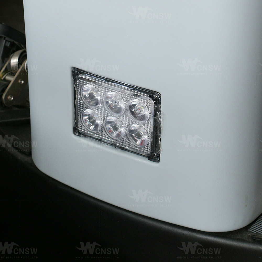 supermarket floor scrubber