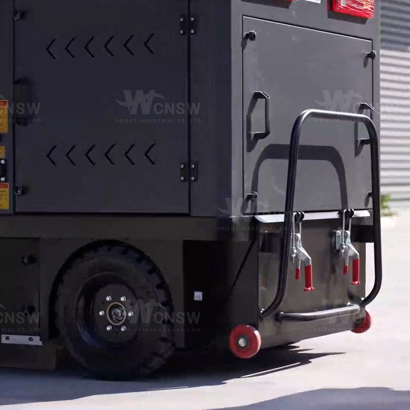 Parking Lot Mechanical Ride-on Street Sweeper