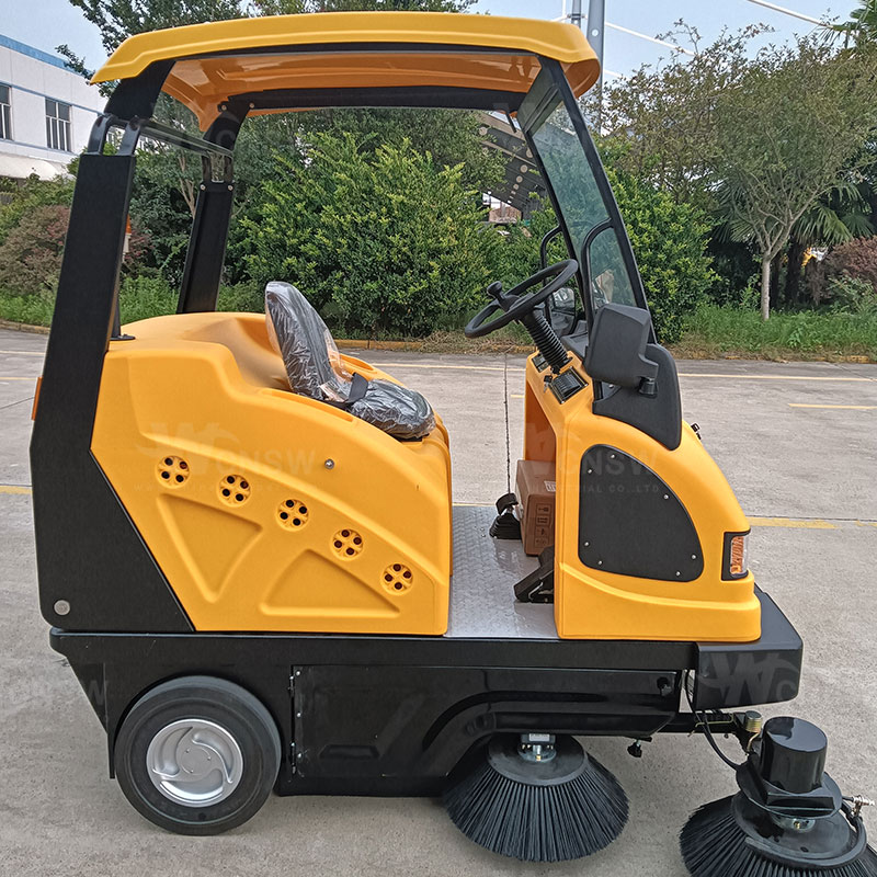 OR-E800W Practical Save Battery Use Street Sweeper Car