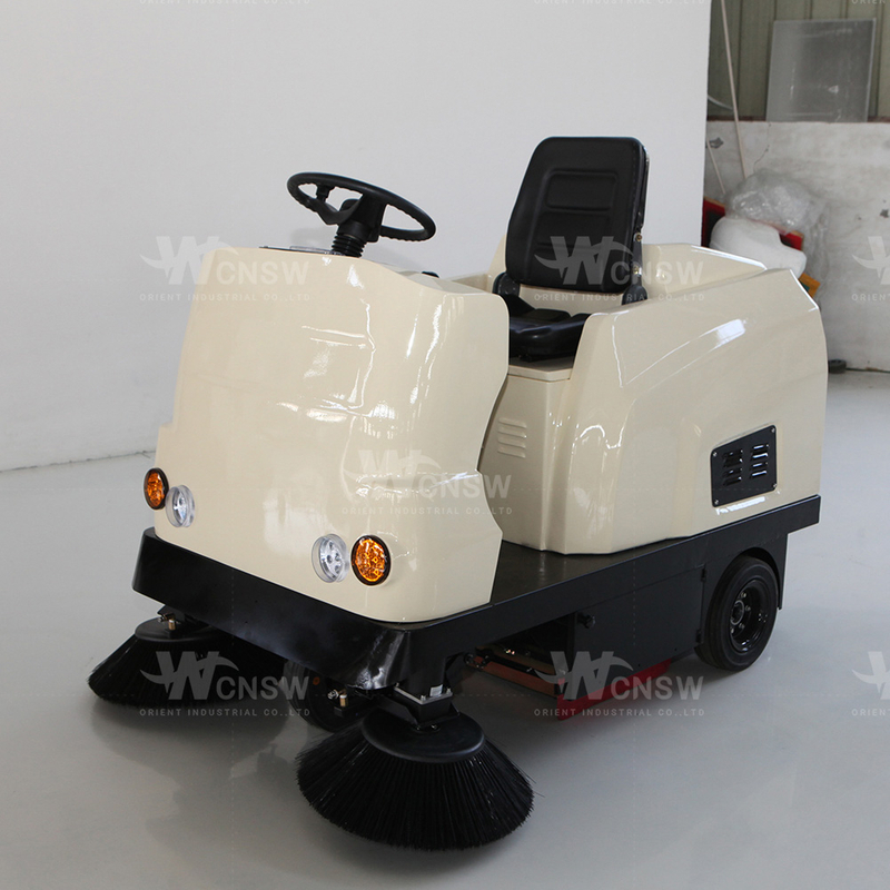 Ride on Industrial Sidewalk Floor Sweeper 