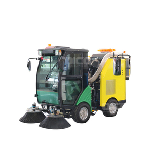 Multi Functional Driving Fuel Power Floor Sweeper Truck 